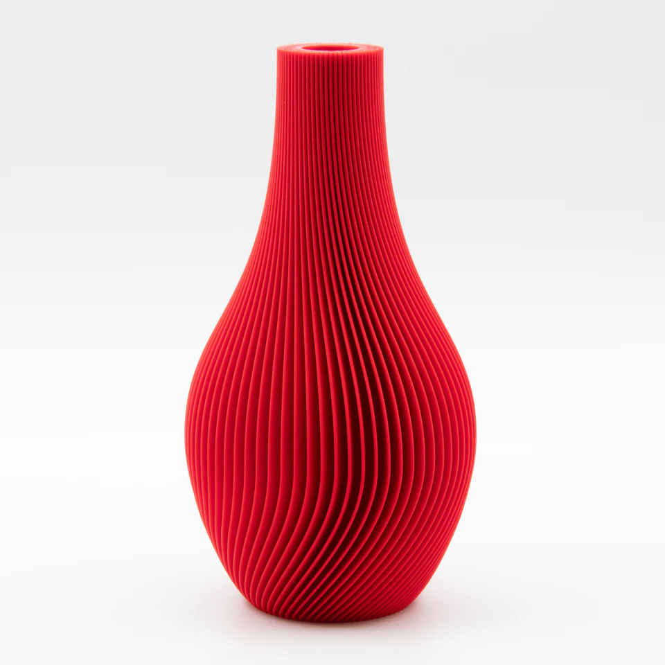 Evora sculptural vase by WINKOO