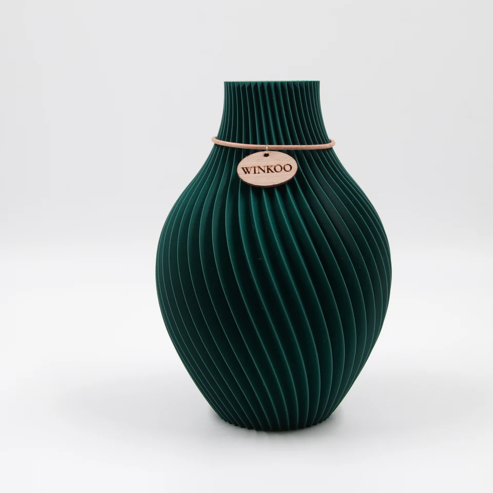 Orrin sculptural vase by WINKOO